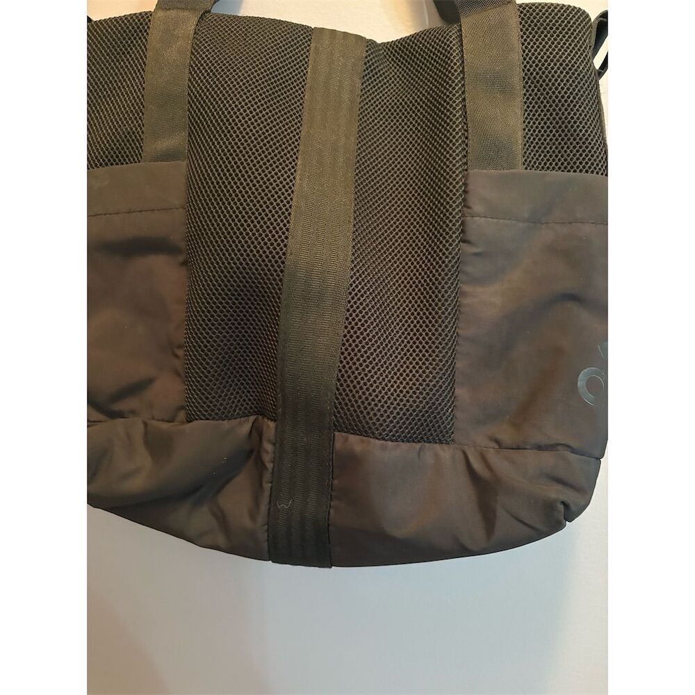 Adidas Quilted Tote Bag Black Unisex Spacious Interior Durable Straps - Picture 5 of 7